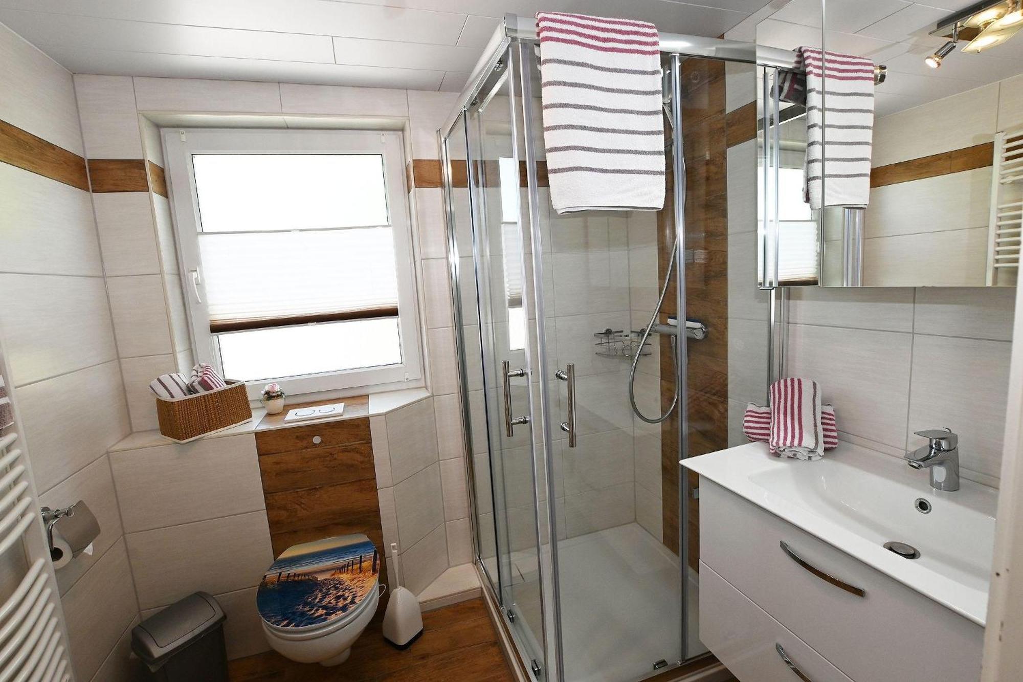 Haus-Karin-Ferienwohnung-2 Busum Luaran gambar
